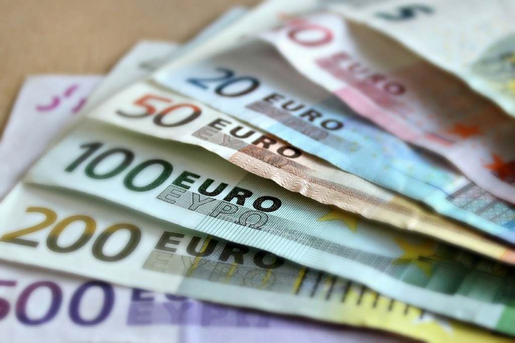 5 Ways Travelers Get Ripped Off On Currency Exchange Espresso By - 