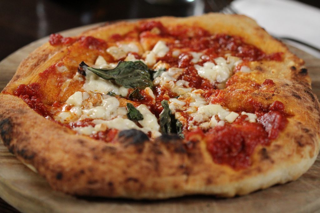 All You Need Know About Italian Pizza: Pizzapedia Roundup 