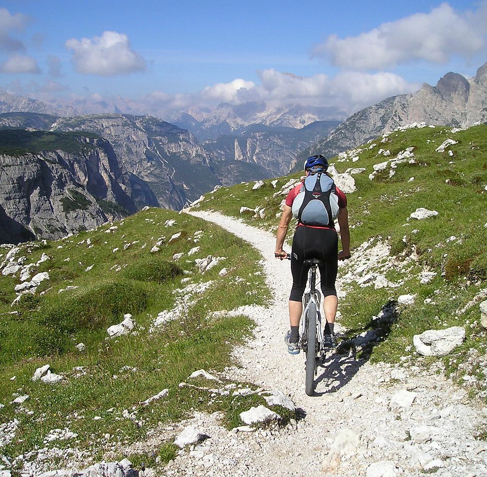 bike tours in Italy