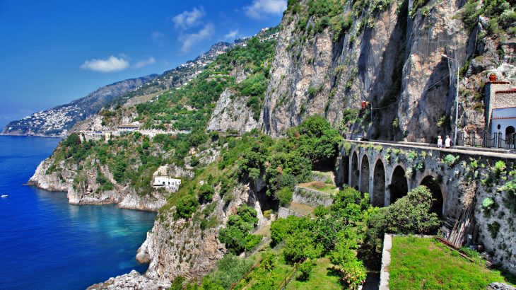 boat tours in italy