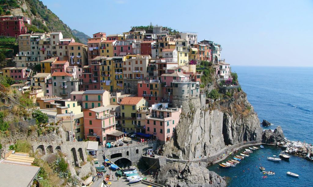 boat tours in italy