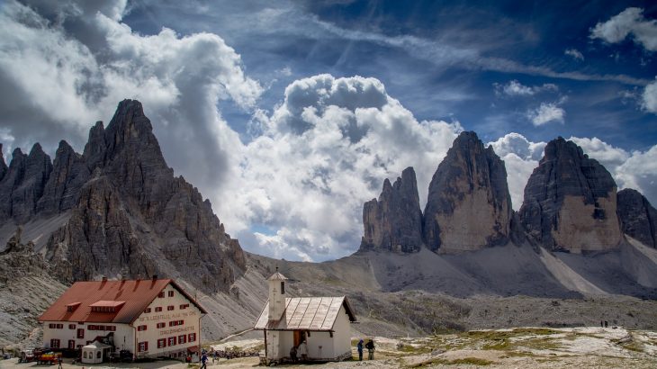 hiking in italy