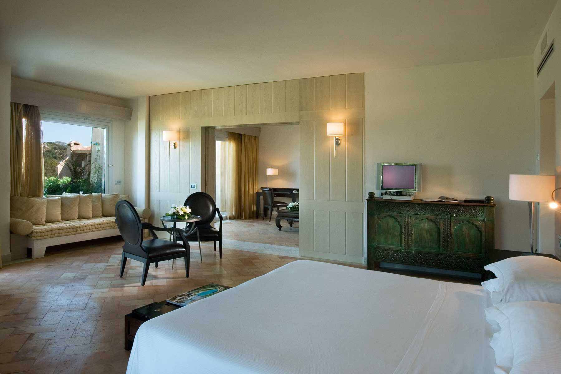 Suite bedroom at L'Ea Bianca Luxury Resort