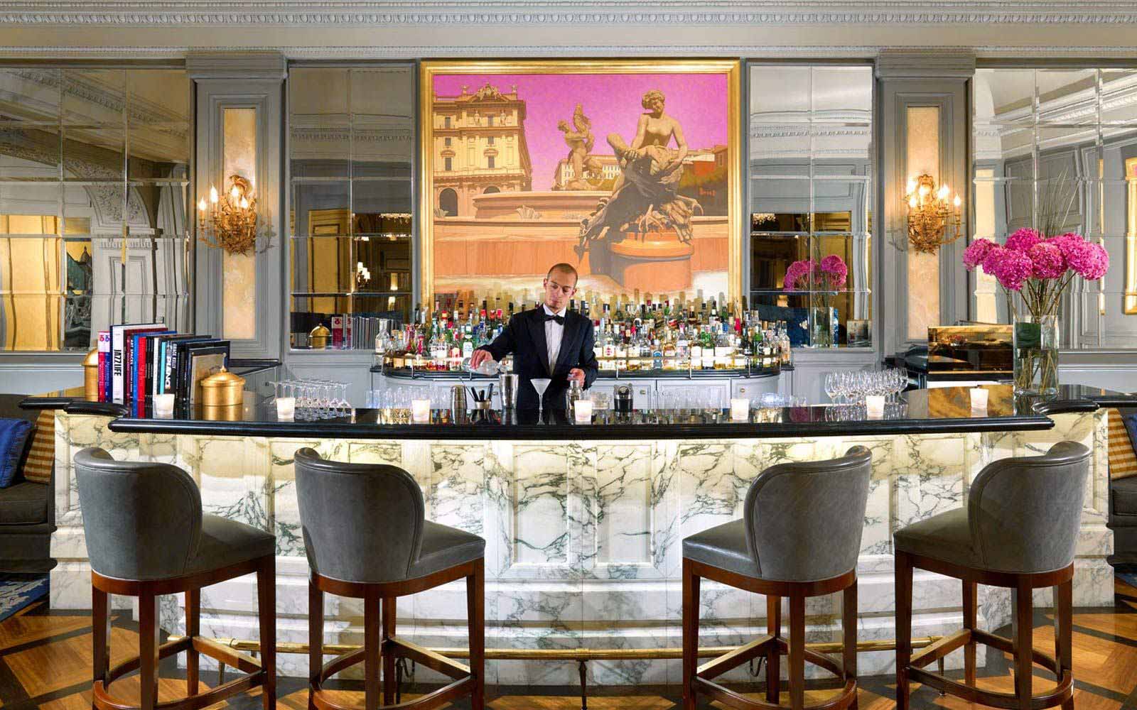 Le Grand Bar at St.Regis Grand Hotel