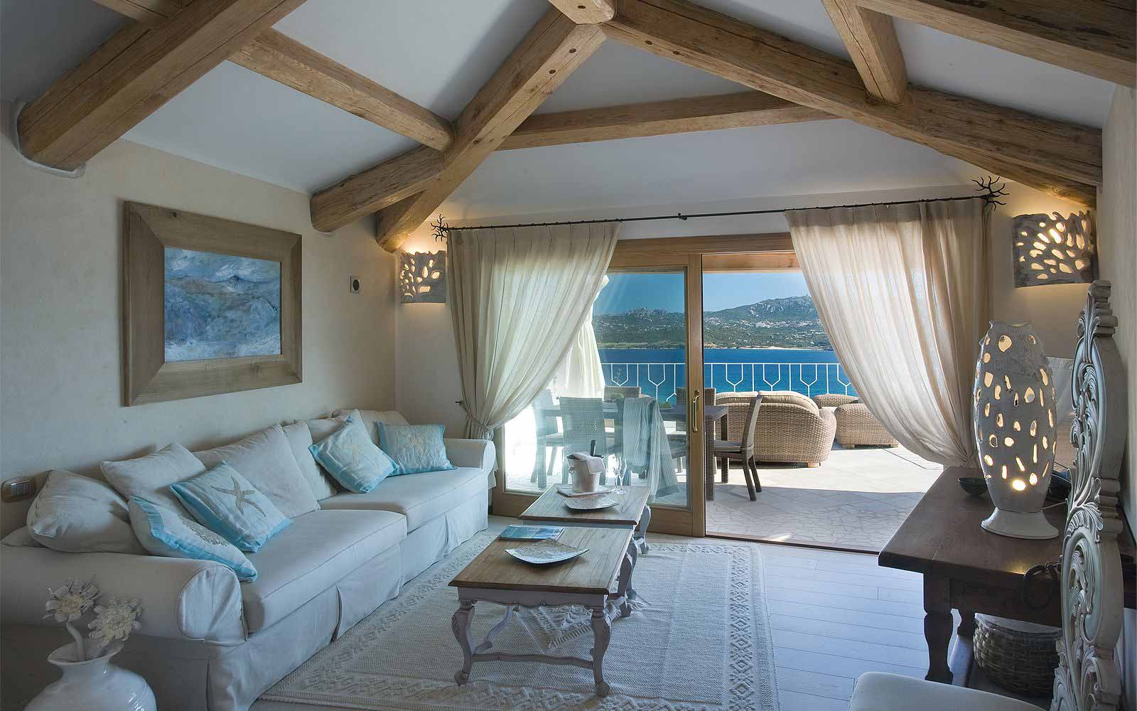 A Luxury Suite at Hotel Relais Villa Del Golfo & Spa