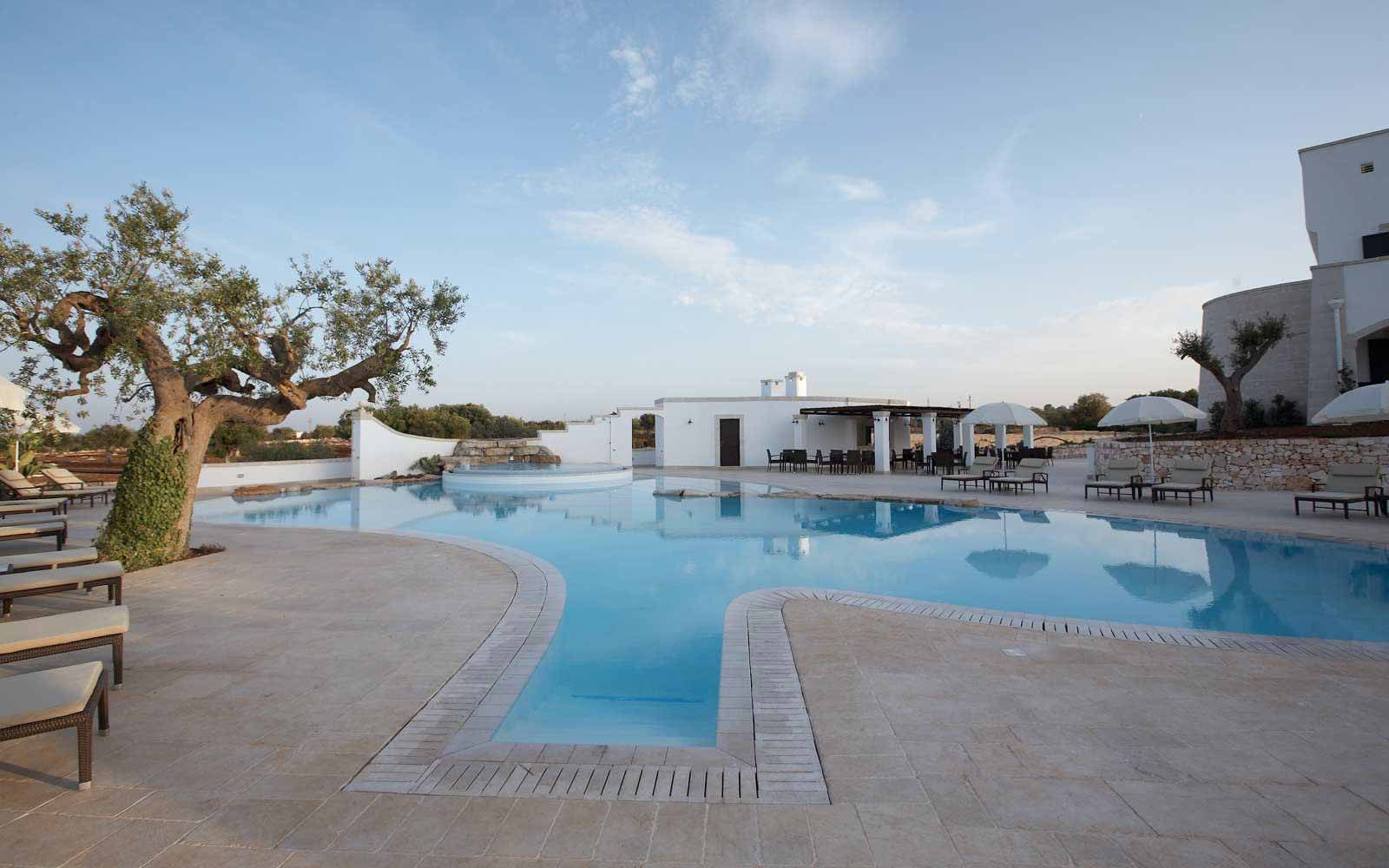 The swimming pool at Borgobianco Resort & Spa