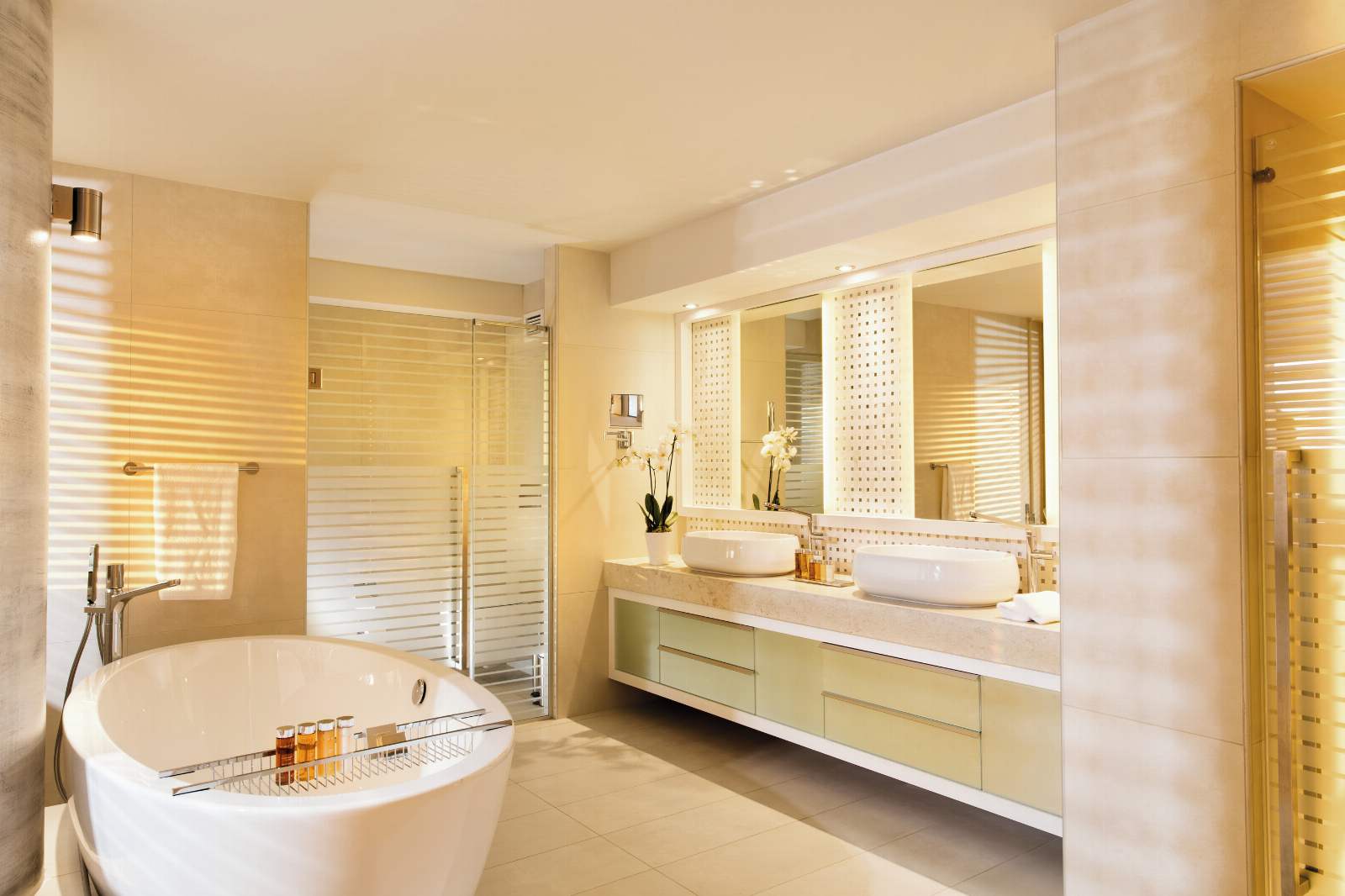 Sani Club Two Bedroom Bungalow Suite Bathroom